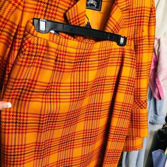 Burberry orange Nova  size 10 print
skirt suit lightly padded shoulders - Picture 12 of 14